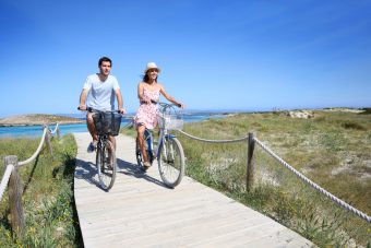 Wer auf Spaziergänge oder Wandertouren keine Lust hat, kann auf Formentera problemlos zum Fahrrad greifen.